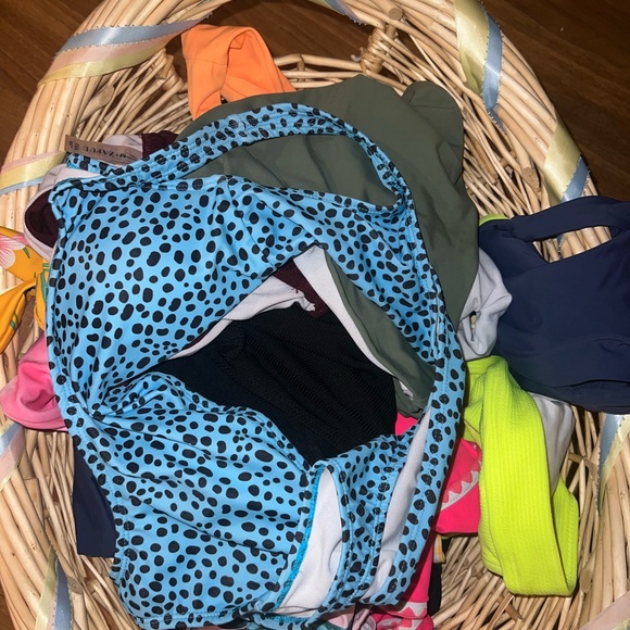 Entire bin of SHEIN and ZAFUL bikini tops and bottoms! Over 20 PEICES! Sizes S-L - Picture 4 of 5
